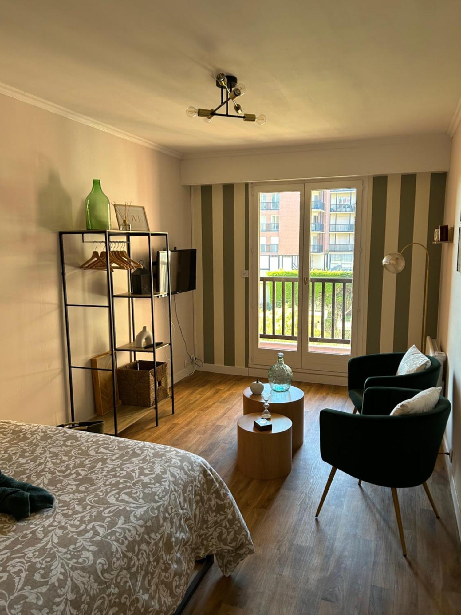 La Suite Emeraude, Studio Chic, Acces Direct Plage Cabourg Extérieur photo